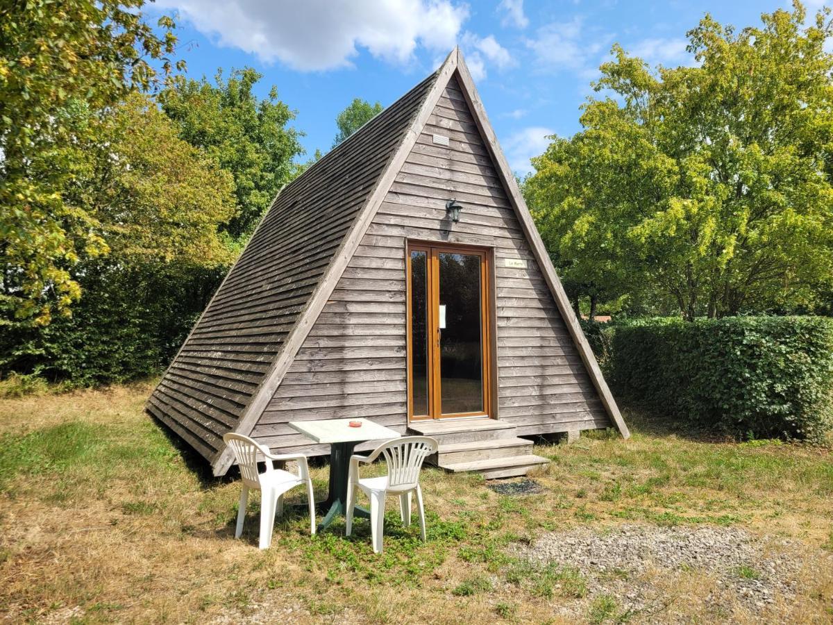 Camping Les Hirondelles Bourg-Sainte-Marie Ngoại thất bức ảnh