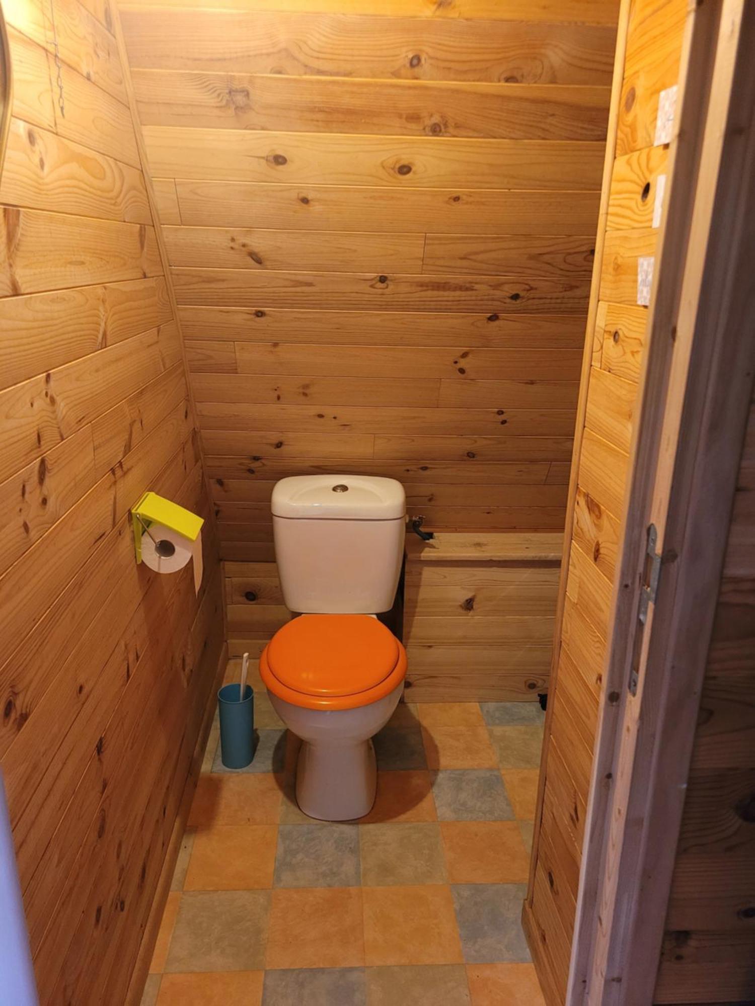 Camping Les Hirondelles Bourg-Sainte-Marie Ngoại thất bức ảnh