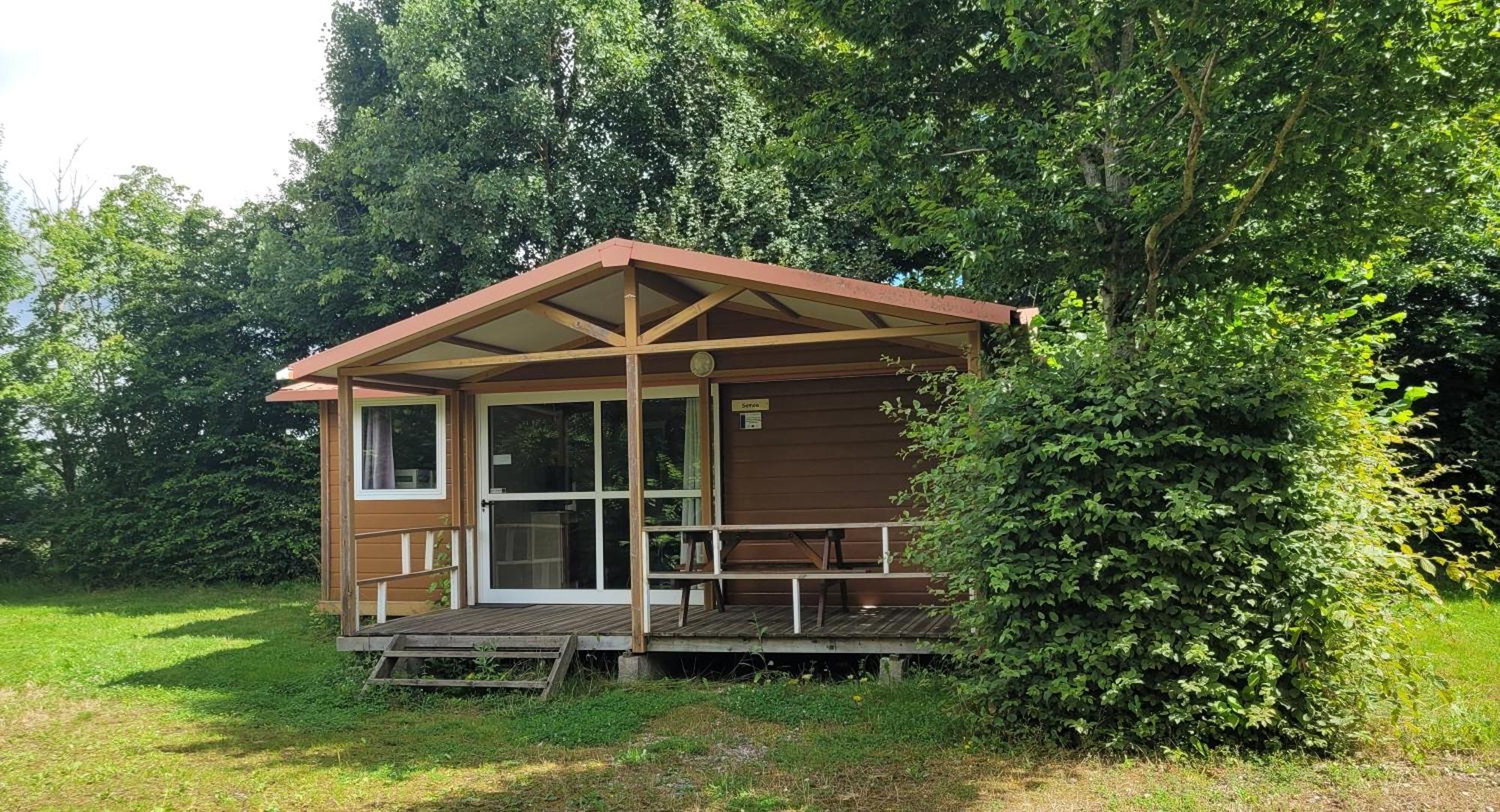Camping Les Hirondelles Bourg-Sainte-Marie Ngoại thất bức ảnh