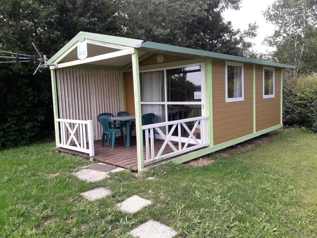 Camping Les Hirondelles Bourg-Sainte-Marie Ngoại thất bức ảnh